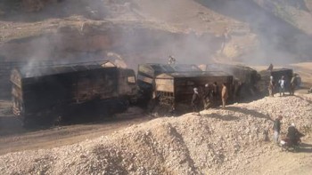 کامیون‌های حامل زغال سنگ در شمال افغانستان-Persian-Herald-Newspaper-Australia
